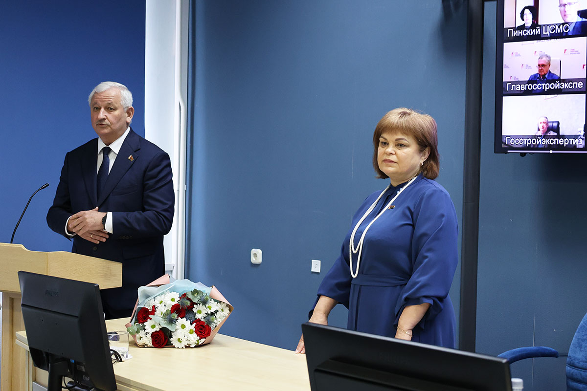 Вице-премьер Петр Пархомчик представил коллективу Госстандарта нового руководителя